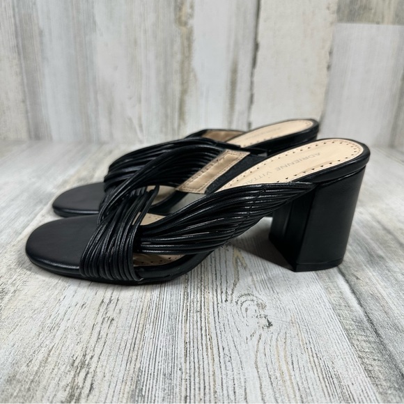New Adrienne Vittadini Annalee Black Faux Leather Slip On Block Heel Sandal #211 - Picture 2 of 9
